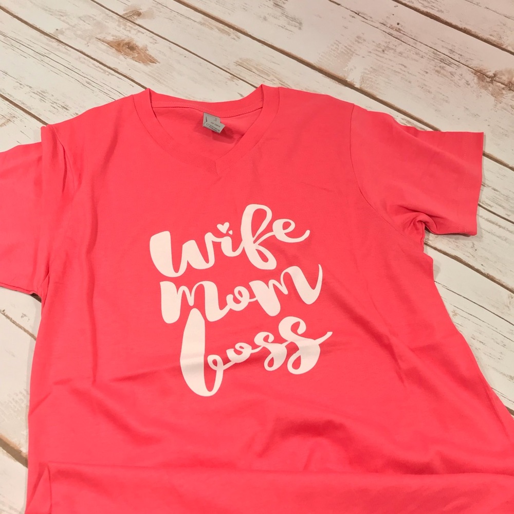 Wife Mom Boss Graphic Tee - Picture 2 of 2